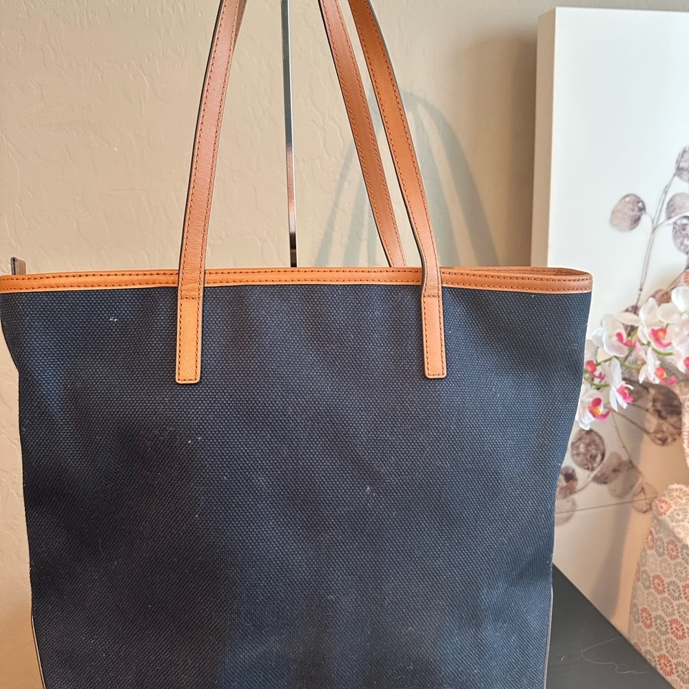Michael Kors Tote Bag great condition - Picture 2 of 10